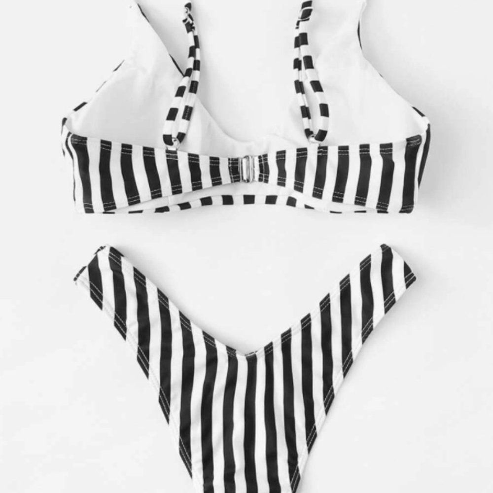 Striped Cheeky Bikini Set - Picture 6 of 12